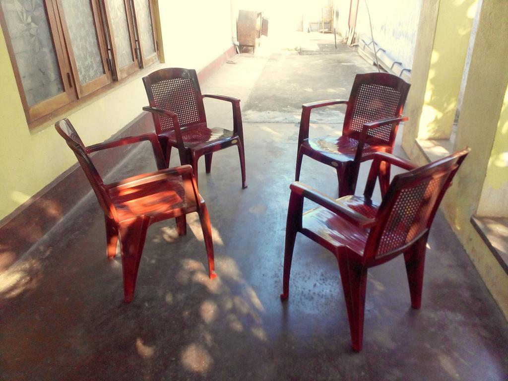 Hikkaduwa Home Stay Buitenkant foto