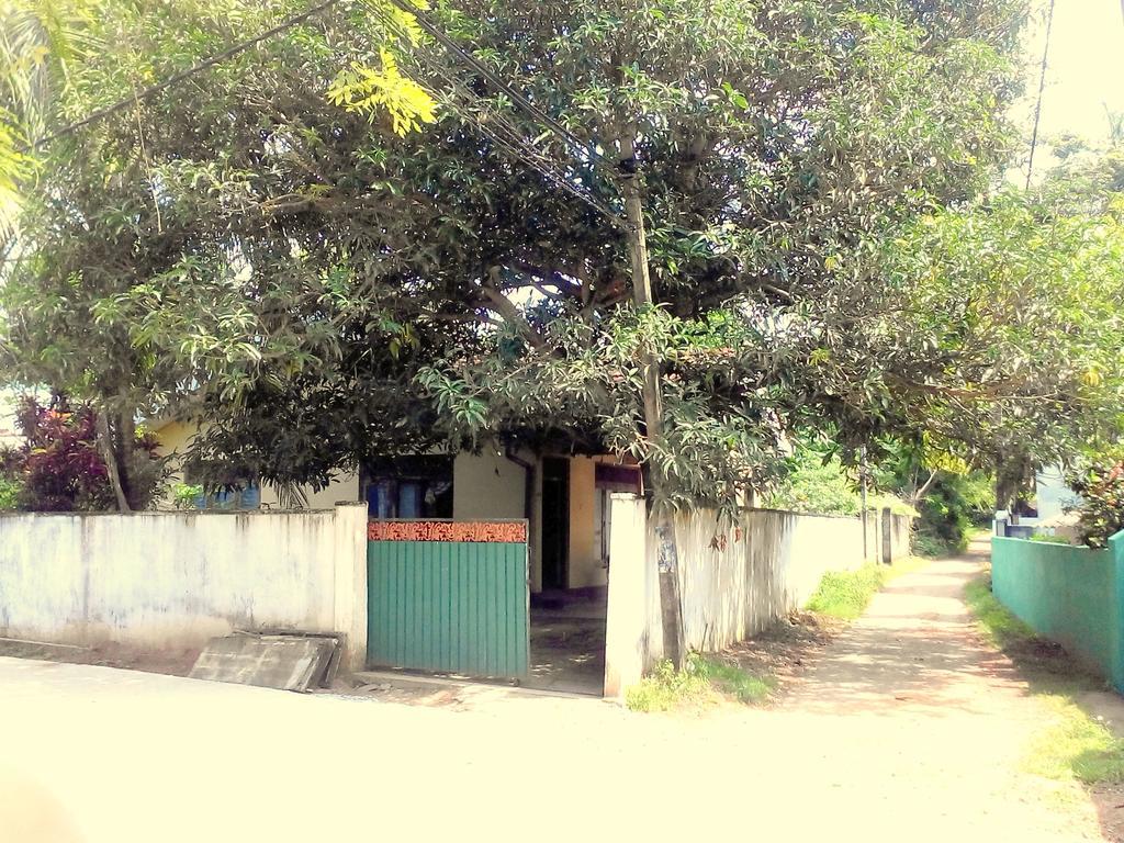 Hikkaduwa Home Stay Buitenkant foto
