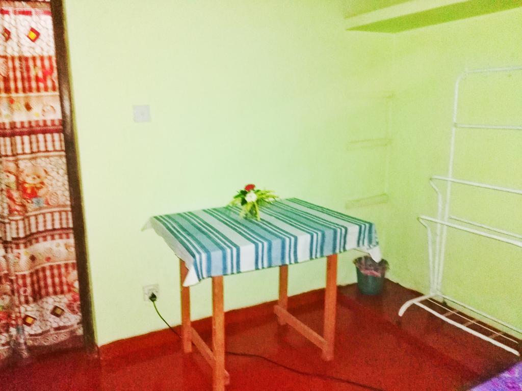 Hikkaduwa Home Stay Buitenkant foto