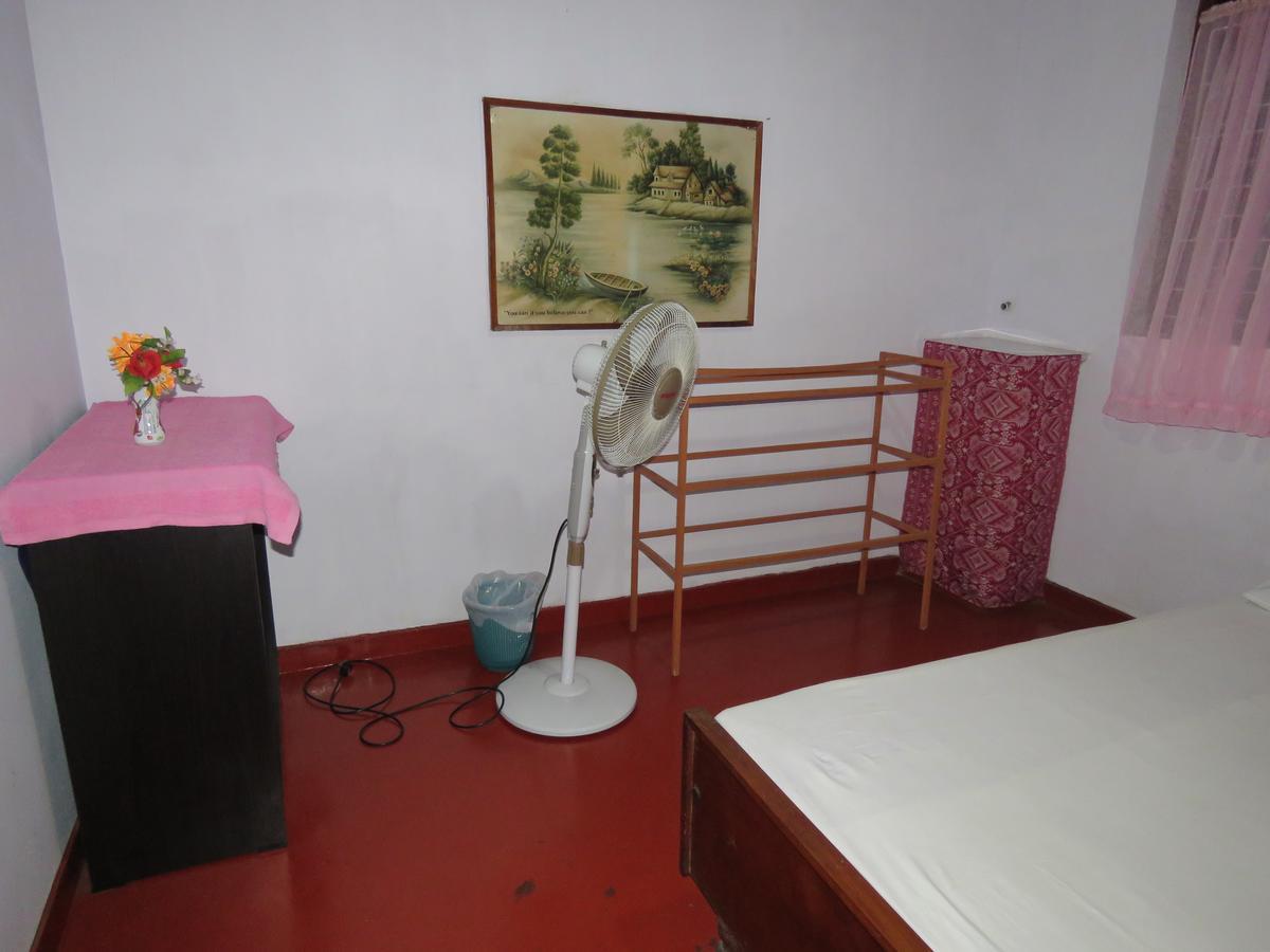 Hikkaduwa Home Stay Buitenkant foto